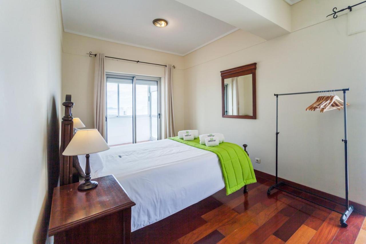 Deluxe Marina Apartment 蓬塔德尔加达 外观 照片