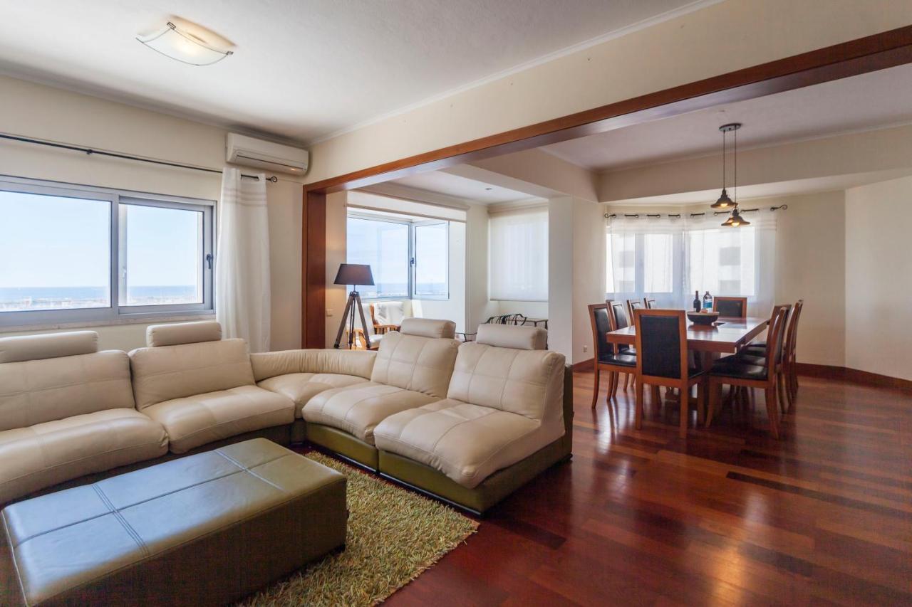 Deluxe Marina Apartment 蓬塔德尔加达 外观 照片