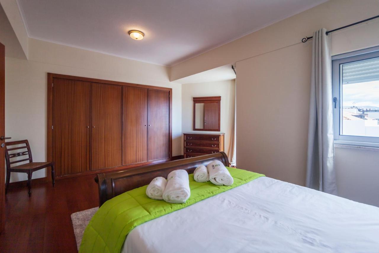 Deluxe Marina Apartment 蓬塔德尔加达 外观 照片