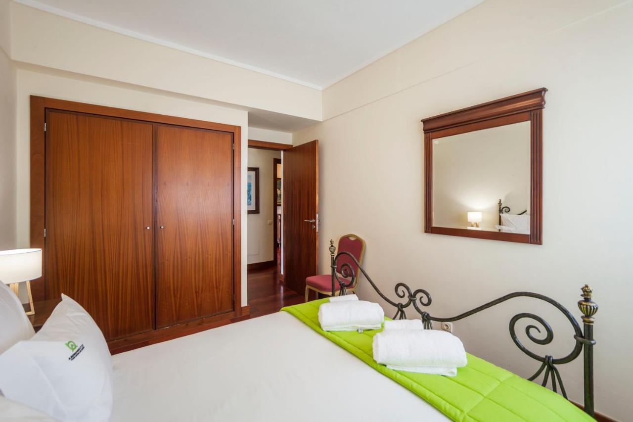 Deluxe Marina Apartment 蓬塔德尔加达 外观 照片