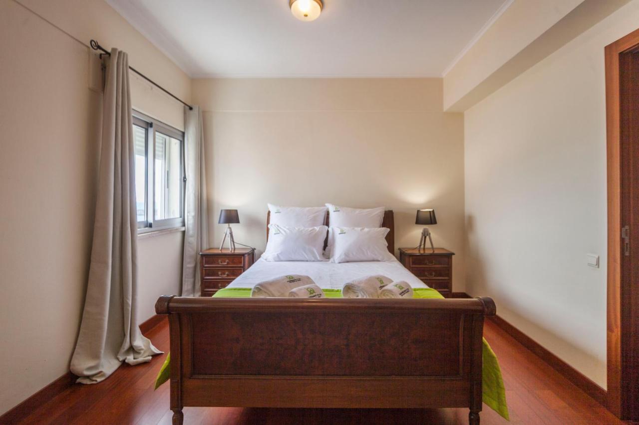 Deluxe Marina Apartment 蓬塔德尔加达 外观 照片